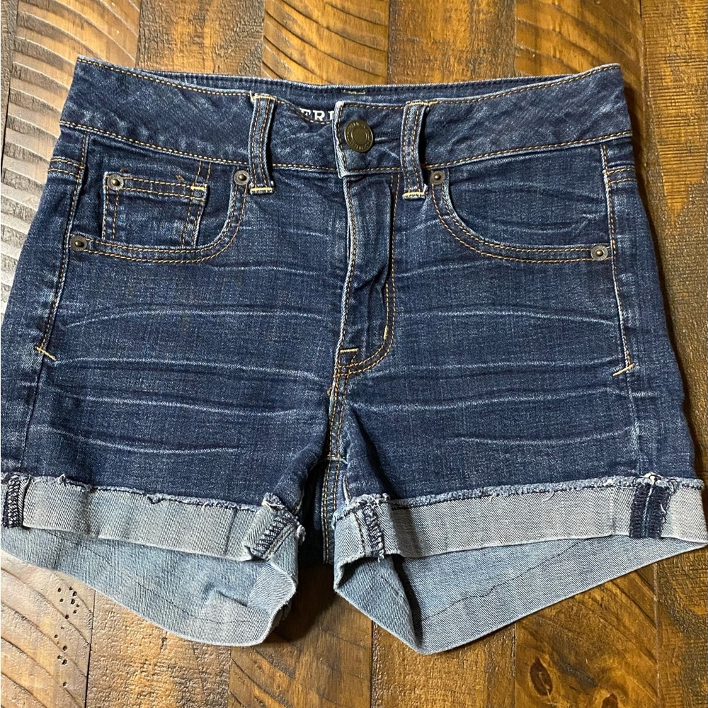 American Eagle Outfitters Womens Denim Short Roll Cuff Sz 2